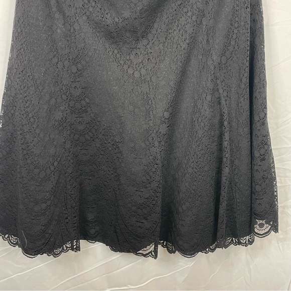 Liz Claiborne black lace skirt flowing midi size 8 - Picture 6 of 7